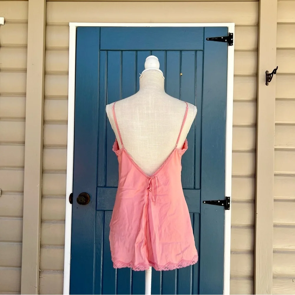 Vintage Y2K Victoria's Secret 100% Silk Coral Pink Lace Chemise Women's Size M